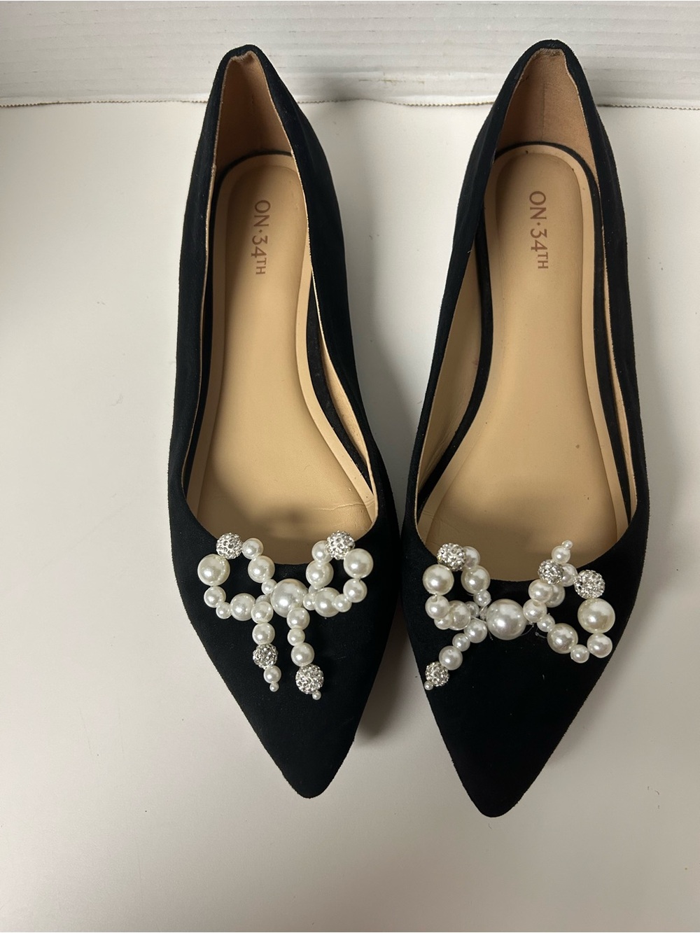 On 34th Millee Pearl Bow Pointed Toe Ballet Flats Black Suede Size 9